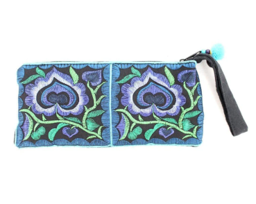 BLUE FLOWER Clutch