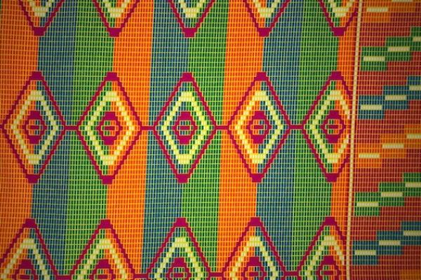 TROPICAL-MOSAIC-Afrikanischer-Kente-Stoff